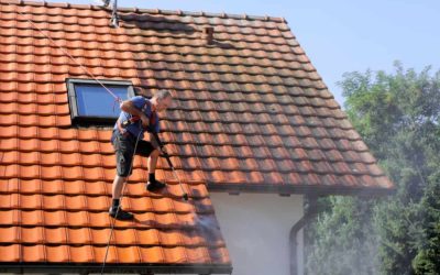 Comment prévenir la corrosion et d’autres dommages lors de l’entretien de votre toiture à Guyane ?